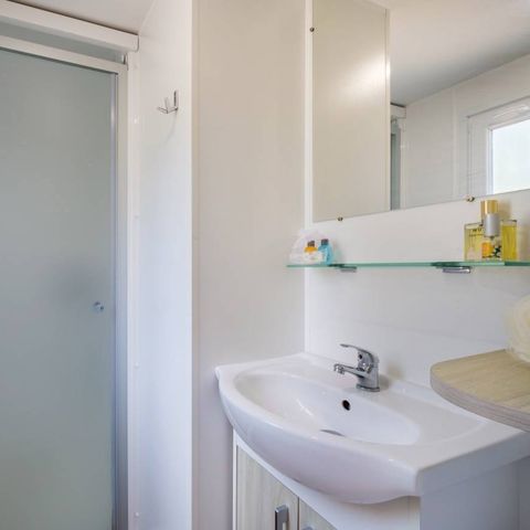 Stacaravan 5 personen - Comfort | 2 Slaapkamers | 5 Pers | Verhoogd terras | Airconditioning | TV