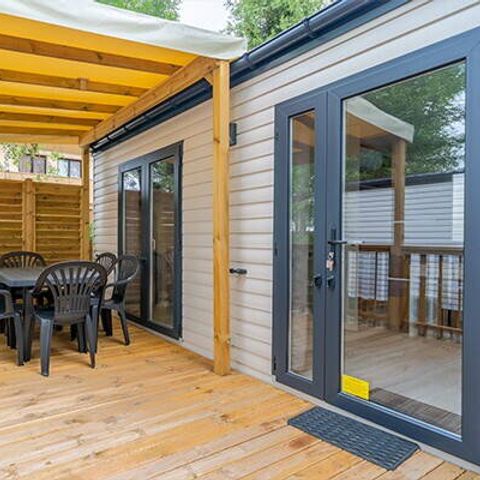Stacaravan 6 personen - Comfort | 3 slaapkamers | 6 pers | Verhoogd terras | Airconditioning
