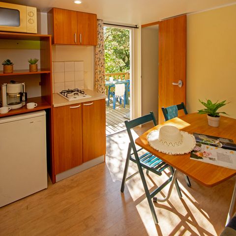 Stacaravan 6 personen - (ZONDER SANITAIR)