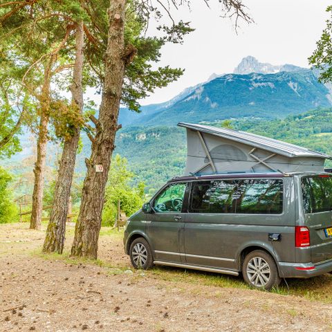 STAANPLAATS - Tent of caravan + auto