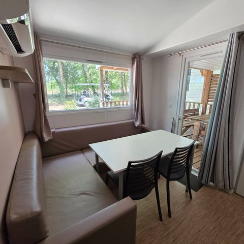 Stacaravan 6 personen - Comfort | 3 slaapkamers | 6 pers | Single terras | 1 badkamer | Airconditioning