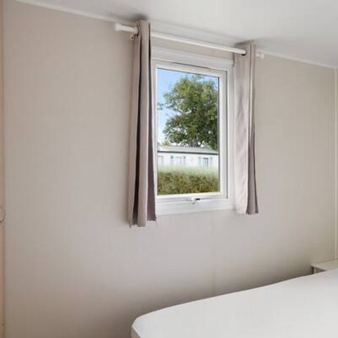 Stacaravan 6 personen - Comfort | 2 Slaapkamers | 4/6 Pers | Verhoogd terras | Airconditioning