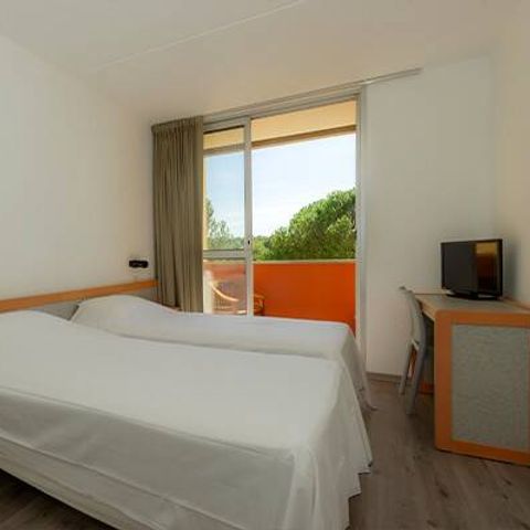 Hotelkamer 2 personen - Verhoogd terras | 1 badkamer | TV