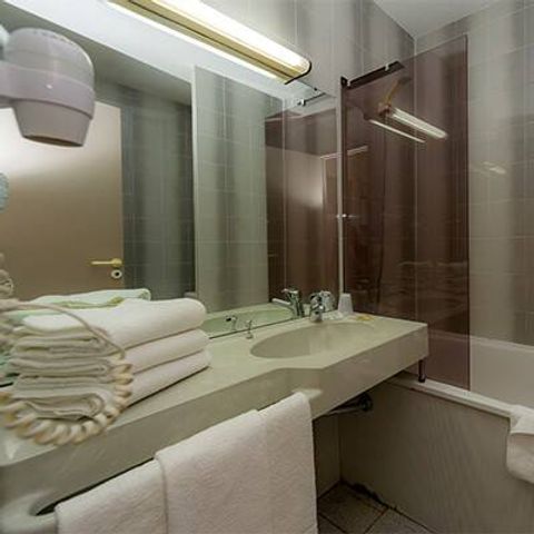 Hotelkamer 2 personen - Verhoogd terras | 1 badkamer | TV