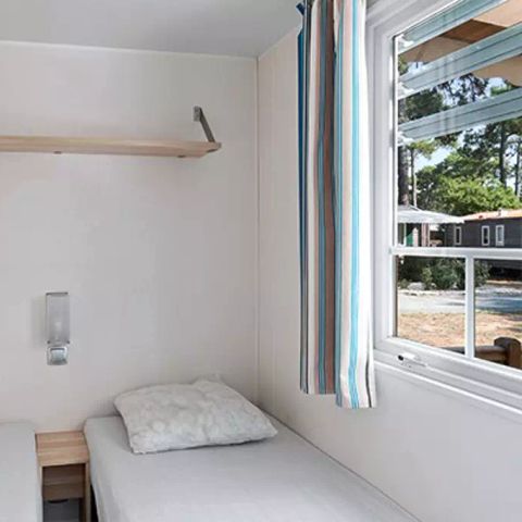 Stacaravan 6 personen - Stacaravan | Comfort | 3 Slaapkamers | 6 Pers | Verhoogd terras | Airconditioning | TV