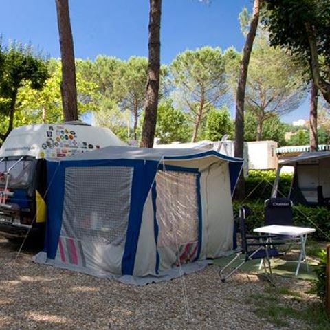 STAANPLAATS - Camper, Tent-aanhangwagen, Caravan