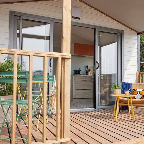 Stacaravan 6 personen - Stacaravan | Comfort | 2 Slaapkamers | 4/6 Personen | Enkel terras | Airconditioning | TV