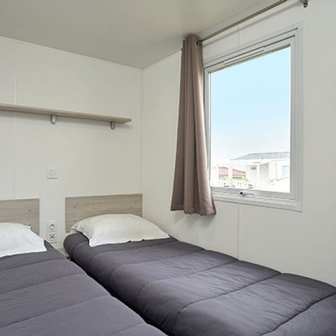 Stacaravan 6 personen - Mobile-home | Comfort | 3 Slaapkamers | 6 Pers. | Verhoogd terras | Airconditioning