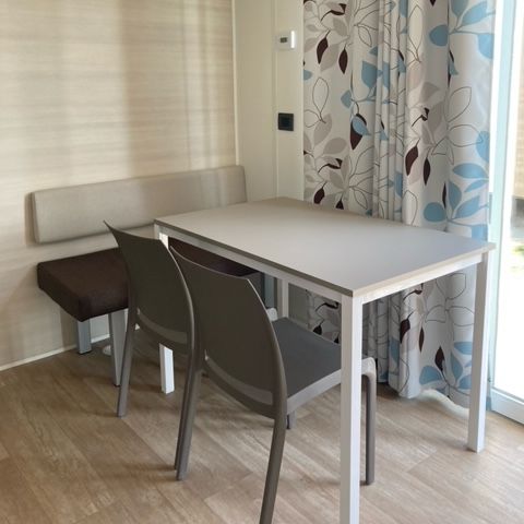 Stacaravan 4 personen - ZONDER MEERZICHT 24 m² met pergola