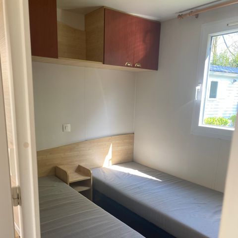 Stacaravan 4 personen - Standaard 27m² inclusief terras 2 slaapkamers + TV