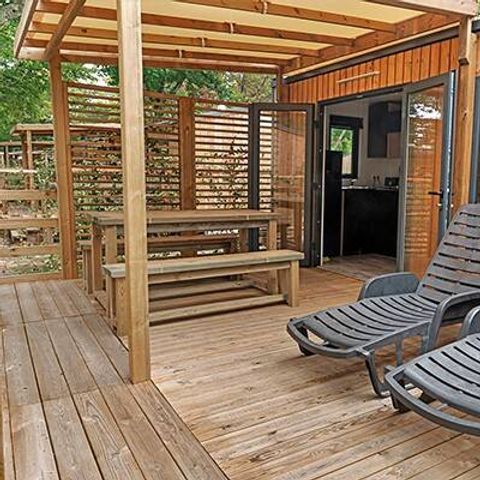 Stacaravan 4 personen - Stacaravan | Ultimate | 2 slaapkamers | 4 pers. | Verhoogd terras | 2 badkamers | Airconditioning.