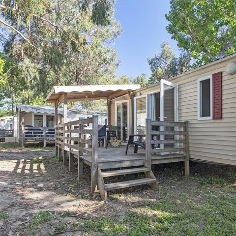 Stacaravan 6 personen - Comfort | 2 slaapkamers | 4/6 pers. | Verhoogd terras | 1 badkamer | Airconditioning