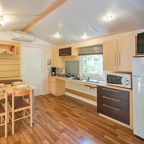 Stacaravan 4 personen - Stacaravan PMR | Comfort XL | 2 slaapkamers | 4/6 pers. | Verhoogd terras | Airconditioning | TV