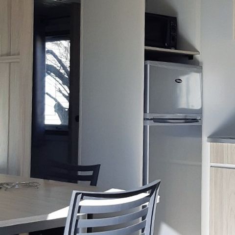 Stacaravan 6 personen - Comfort XL | 3 slaapkamers | 6 pers | Verhoogd terras | Airconditioning