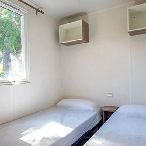 Stacaravan 6 personen - Klassiek | 3 Slaapkamers | 6 Pers. | Verhoogd terras