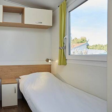 Stacaravan 6 personen - Mobile-home | Premium | 3 slaapkamers | 6 pers. | Verhoogd terras | 2 badkamers | Airconditioning.