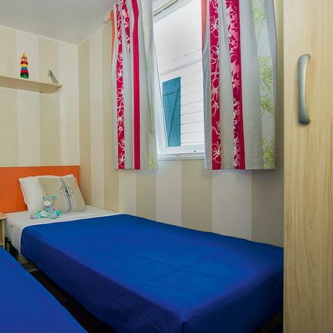 Stacaravan 6 personen - Stacaravan | Classic XL | 3 slaapkamers | 6 pers. | Verhoogd terras | Airconditioning.