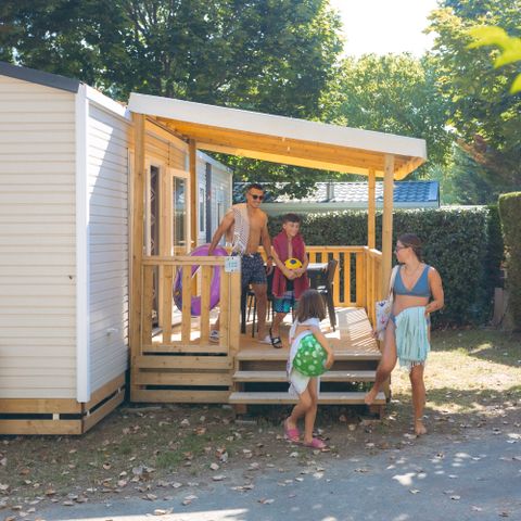 Stacaravan 6 personen - Grand Large 34.5m² (3 kamers M) (jonger dan 8 jaar) + TV + Terras