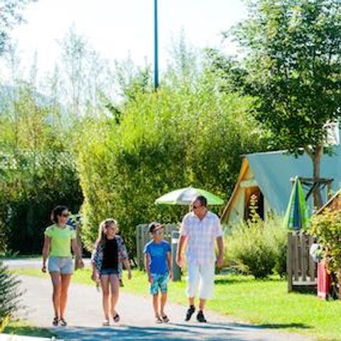 Glampingtent 4 personen - CANADIAN LODGE zonder sanitair