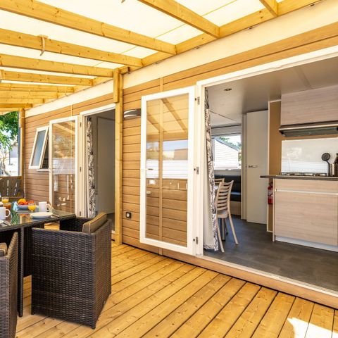 Bungalow 4 personen - Mobile-home | Premium | 2 slaapkamers | 4 pers | Verhoogd terras | 2 badkamers | Airconditioning | TV