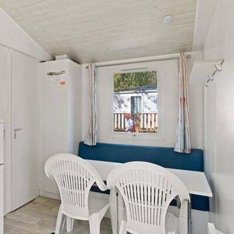 Stacaravan 4 personen - Stacaravan | Comfort | 2 Slaapkamers | 4 Pers. | Terras met lift, niet overdekt