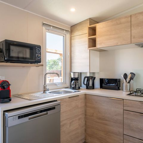 Stacaravan 6 personen - Mobile-home | Premium | 3 slaapkamers | 6 pers | Verhoogd terras | Airconditioning | TV