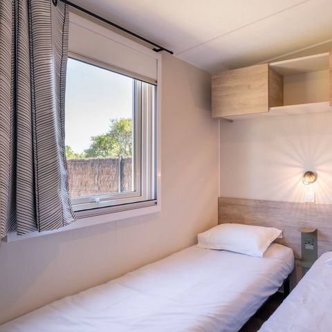 Stacaravan 6 personen - Mobile-home | Premium | 3 slaapkamers | 6 pers | Verhoogd terras | Airconditioning | TV