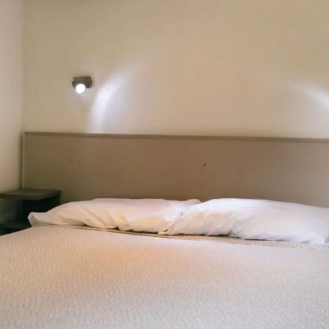 Stacaravan 5 personen - 5 (2 bedrooms)
