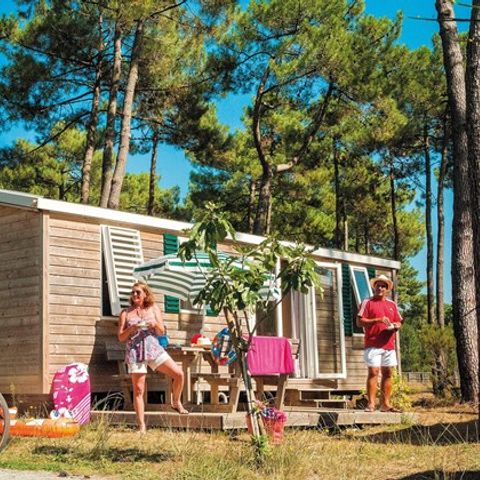 Stacaravan 6 personen - Comfort stacaravan + 4/6 personen met airconditioning (ca. 35 m²)
