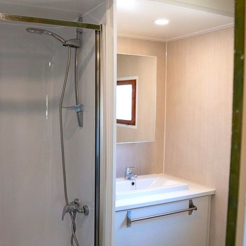 Bungalow 6 personen - Camping