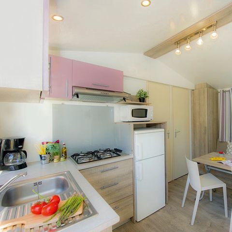 Stacaravan 4 personen - Classic | 2 slaapkamers | 4 pers. | Single terras | Air-con.
