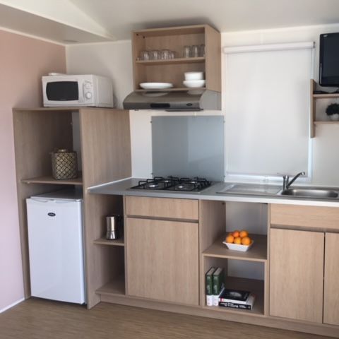Stacaravan 4 personen - Stacaravan 2 slaapkamers 4 Half overdekt terras Airconditioning TV