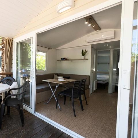 Bungalow 5 personen - Bungalow 3 kamers 4/5 personen Airconditioning + TV (4 volwassenen + 1 baby - 2 jaar)