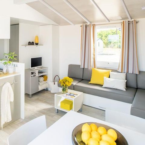 Stacaravan 6/7 personen - Familie - XL 40 m² - Airconditioning