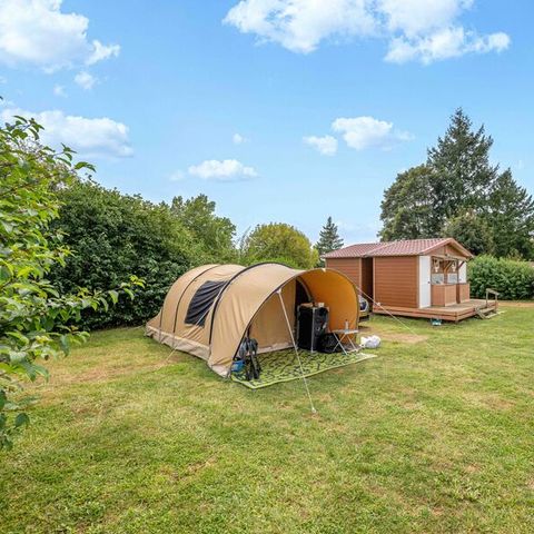 STAANPLAATS - Grand Confort kampeerplaats met privé sanitair