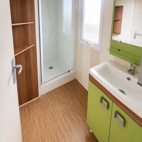 Stacaravan 4 personen - Stacaravan Comfort+ met 2 slaapkamers - Overdekt terras - 30 m2