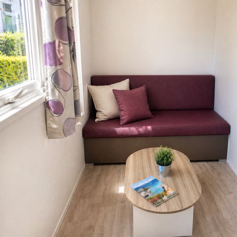 Stacaravan 2 personen - Privilège 1 slaapkamer - Onoverdekt terras - 21 m2