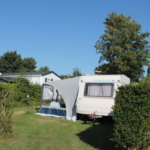 Kampeerplaats - Comfortplaats - Met stroom - Max. 5 personen