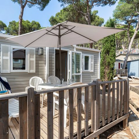 Stacaravan 6 personen -  Classic | 3 slaapkamers | 6 personen | Verhoogd, onoverdekt terras | 1 badkamer | Airco