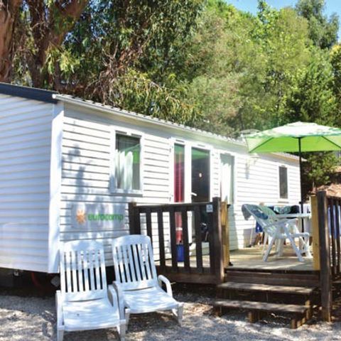 Stacaravan 6 personen - Classic XL | 2 slaapkamers | 4/6 pers. | Terras | 2 badkamers | Airconditioning.