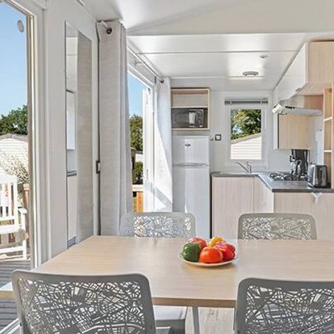 Stacaravan 6 personen - Stacaravan | Premium | 3 slaapkamers | 6 personen | Verhoogd, onoverdekt terras | 1 badkamer | Airconditioning