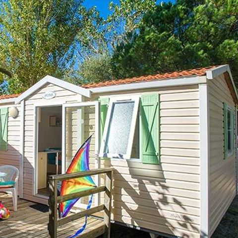 Stacaravan 4 personen - Comfort | 2 Slaapkamers | 4 Pers. | Terras, verhoogd, niet overdekt | Airconditioning