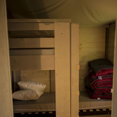 Safaritent 5 personen - PILOTIS CABIN