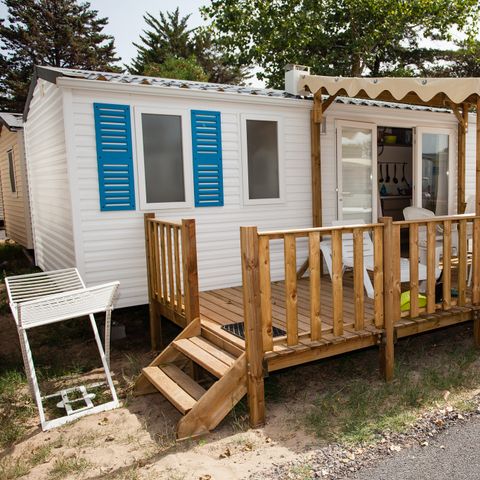 Stacaravan 6 personen - Classic XL | 3 slaapkamers | 6 pers. | Verhoogd terras | Airconditioning.