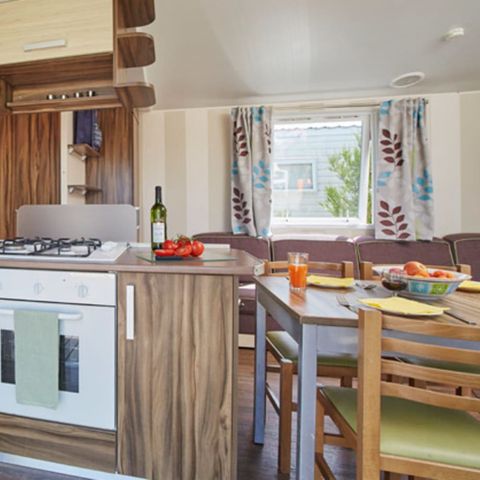 Stacaravan 8 personen - Classic XL | 3 slaapkamers | 6/8 pers. | Overdekt verhoogd terras | Airconditioning.