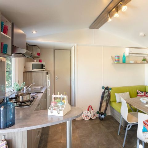 Stacaravan 6 personen - Klassiek | 2 Slaapkamers | 4/6 Pers | Verhoogd terras | 1 Badkamer | Airconditioning
