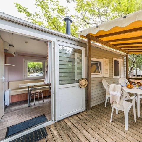 Stacaravan 4 personen - Stacaravan | Klassiek | 2 Slaapkamers | 4 Pers. | Verhoogd terras