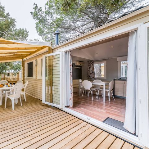 Stacaravan 6 personen - Mobile-home | Premium | 3 slaapkamers | 6 pers. | Verhoogd terras | Air-con.