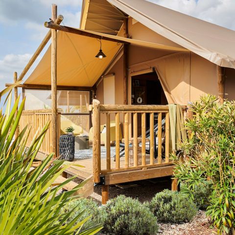 Tent van canvas en hout 4 personen - Jungle Lodge 2bed - badkamer