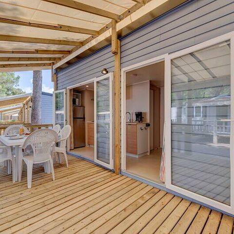 Stacaravan 4 personen - Mobile-home | Comfort | 2 Slaapkamers | 4 Pers. | Verhoogd terras | Airconditioning.